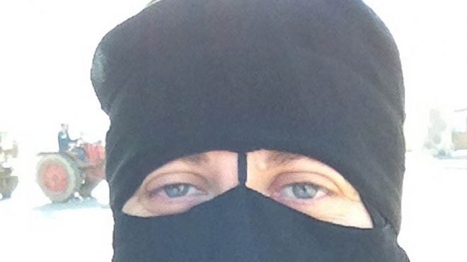 The Power of Love / Mother Hides Under Burqa and Rescues Son in Egypt and other sweet examples